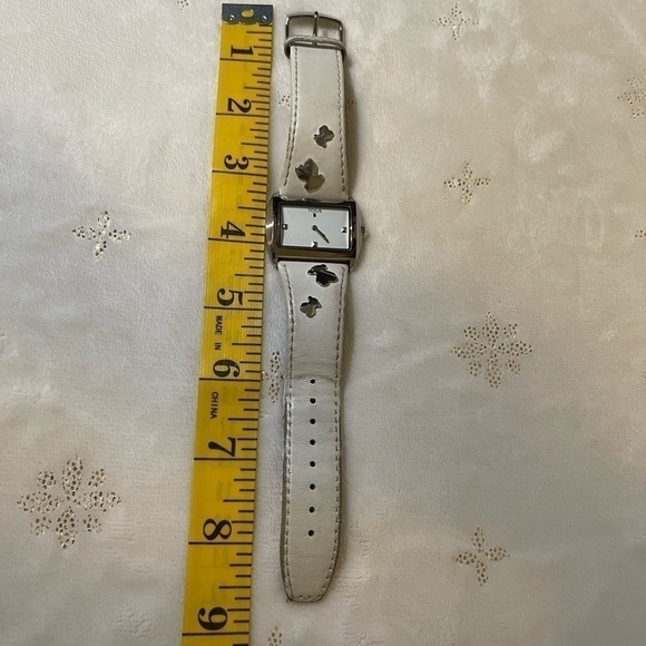 TOUS genuine leather teddy bear watch in white/ silver tone - Picture 10 of 12